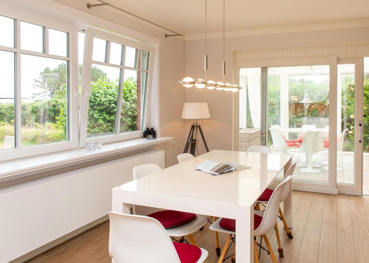 Haus Watthus - Wohnung Paradies Nebel Bagian luar foto