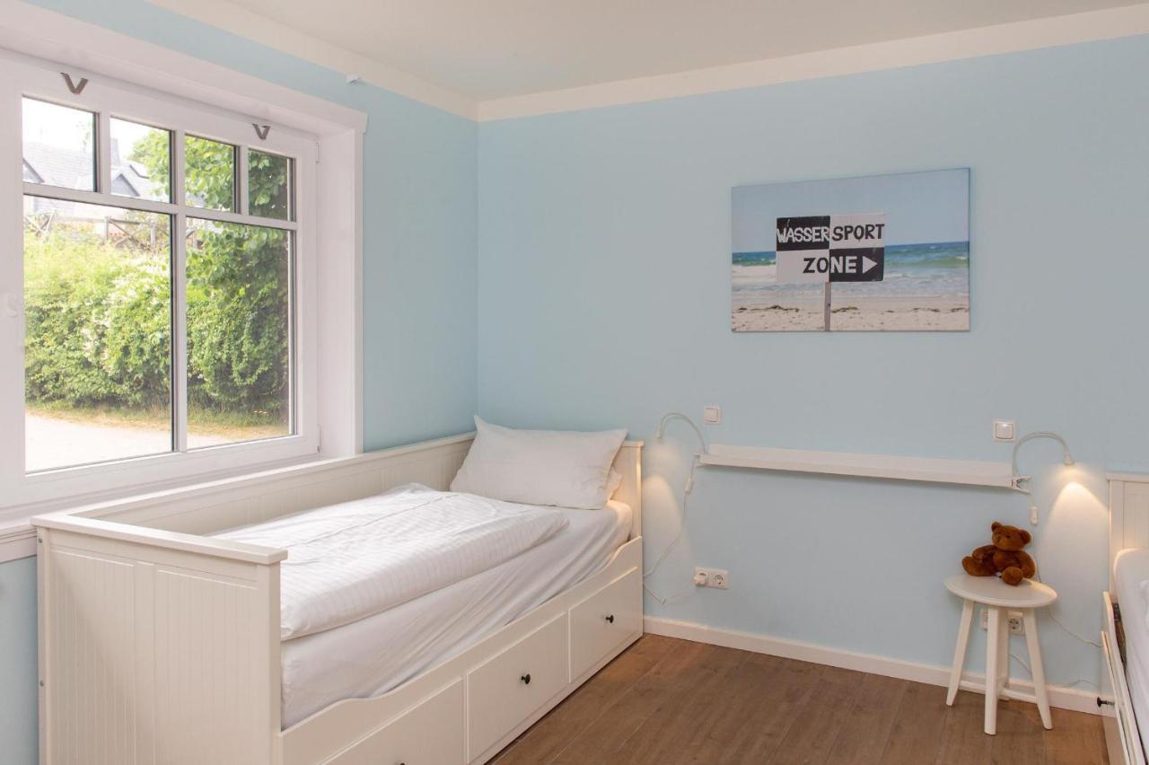 Haus Watthus - Wohnung Paradies Nebel Bagian luar foto